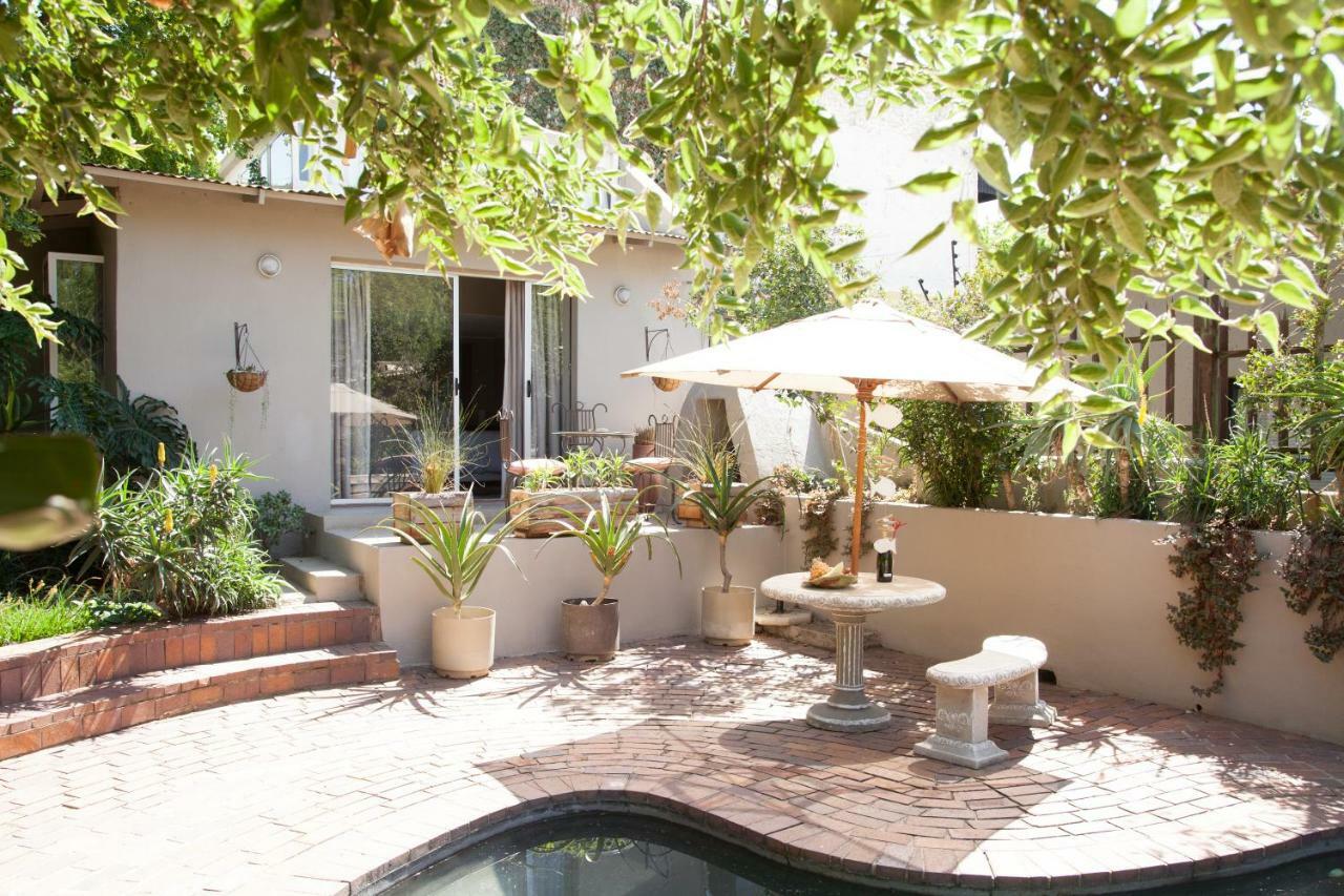 Little Forest Guest House جوهانسبورغ المظهر الخارجي الصورة